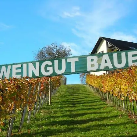 度假居 Weingut Bauer